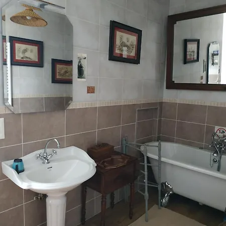 Casa vacanze Maison Familiale Pour 7 A 17 Personnes Au Coeur Du Cotentin Valognes