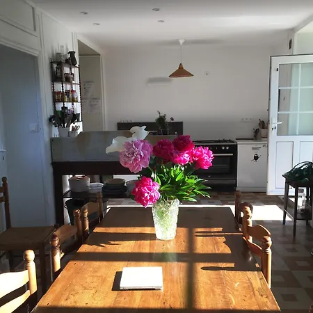 L'ecoute S'il Pleut Maison Familiale Au Coeur Du Cotentin ヴァローニュ
